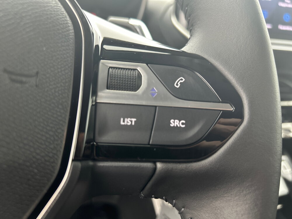 Occasion PEUGEOT 208 208 Hybrid 110 e-DCS6 - série spéciale Envy