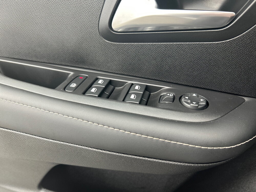 Occasion PEUGEOT 208 208 Hybrid 110 e-DCS6 - série spéciale Envy