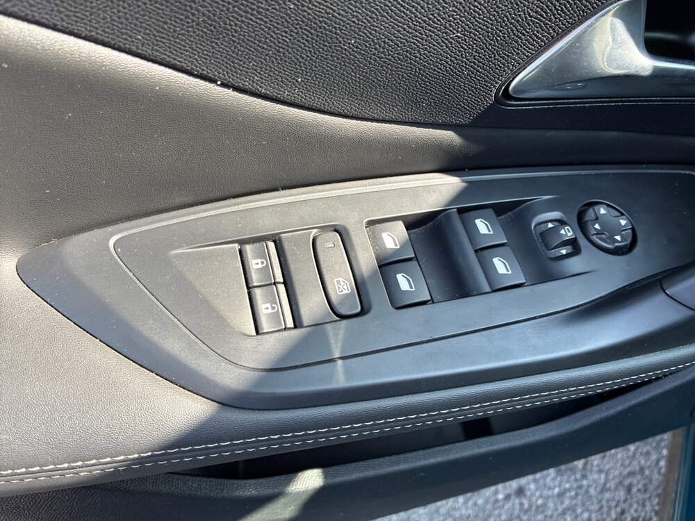Occasion PEUGEOT 408 408 PHEV 225 e-EAT8 - Allure Pack