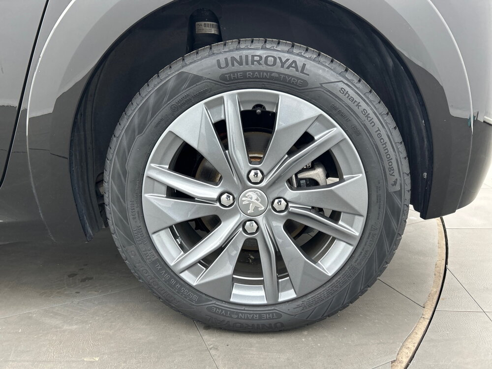 Occasion PEUGEOT 208 208 Electrique 50 kWh 136ch - Allure