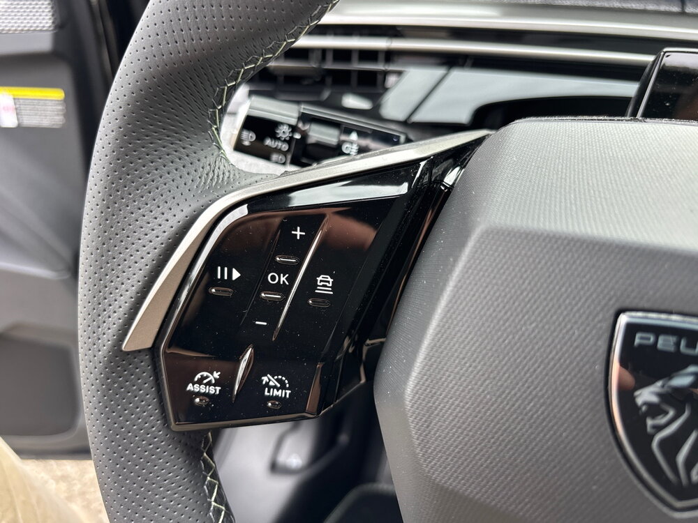 Occasion PEUGEOT 3008 3008 Electrique 210 ch 73 kWh - GT Exclusive