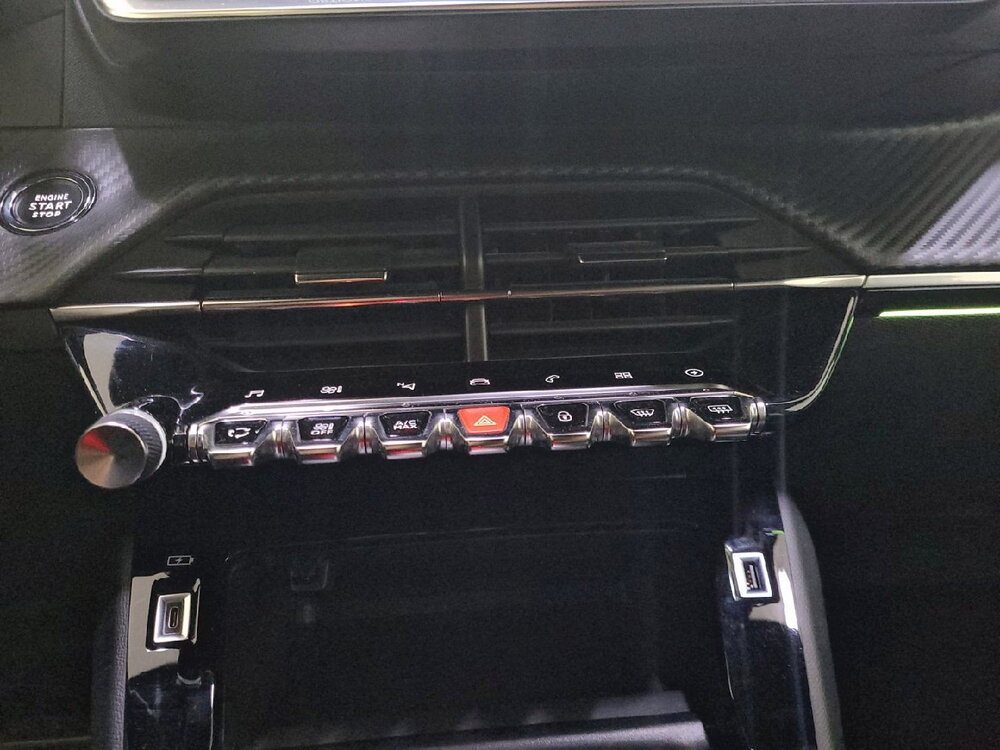Occasion PEUGEOT 208 208 Electrique 50 kWh 136ch - GT