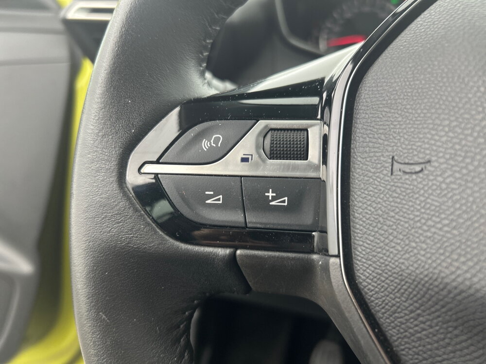 Occasion PEUGEOT 208 208 PureTech 100 S&S BVM6 - Active