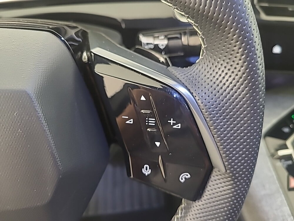 Occasion PEUGEOT 3008 3008 Electrique 210 ch 73 kWh - GT