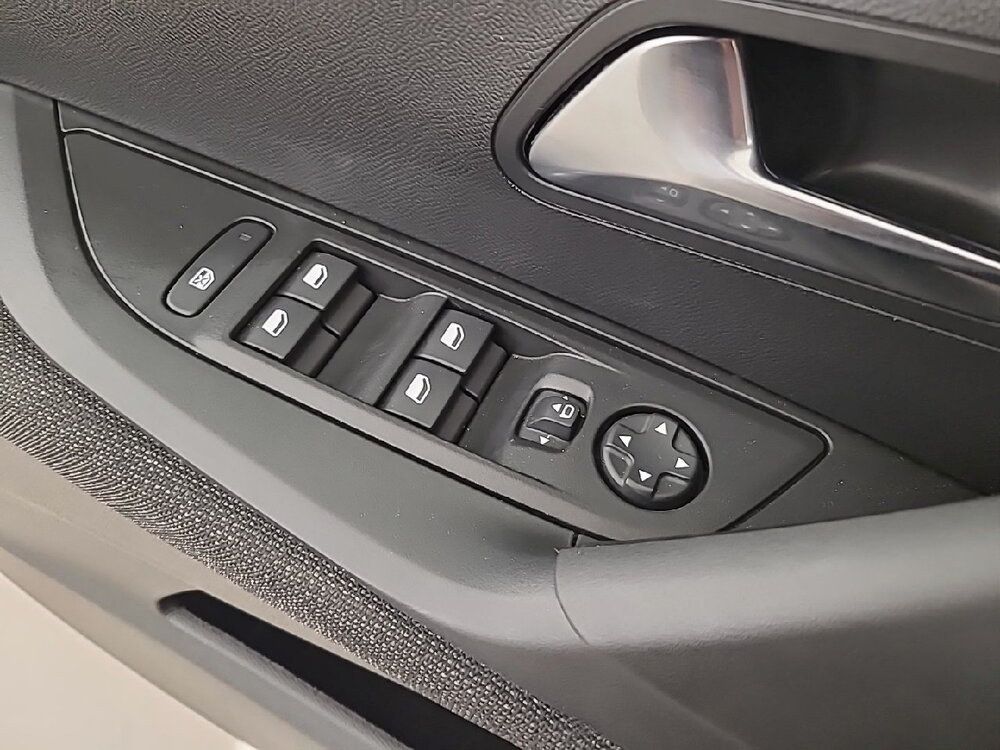 Occasion PEUGEOT 2008 2008 Hybrid 145 e-DCS6 - Style