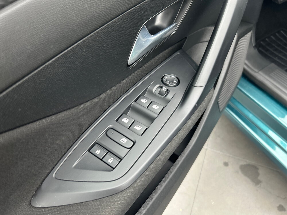 Occasion PEUGEOT 308 308 SW Hybrid 145 e-DCS6 - Style
