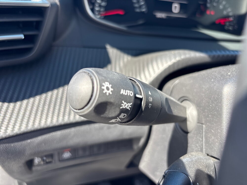 Occasion PEUGEOT 208 208 PureTech 100 S&S BVM6 - Style