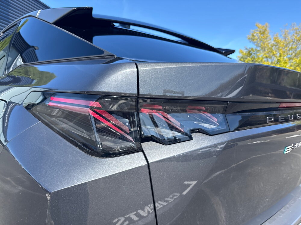 Occasion PEUGEOT 3008 3008 Electrique 210 ch 73 kWh - GT