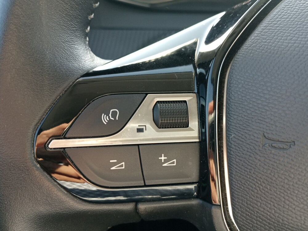 Occasion PEUGEOT 208 208 BlueHDi 100 S&S BVM6 - Allure