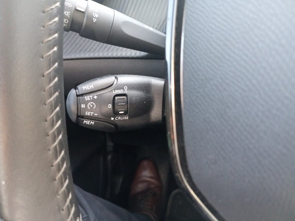 Occasion PEUGEOT 208 208 BlueHDi 100 S&S BVM6 - Allure