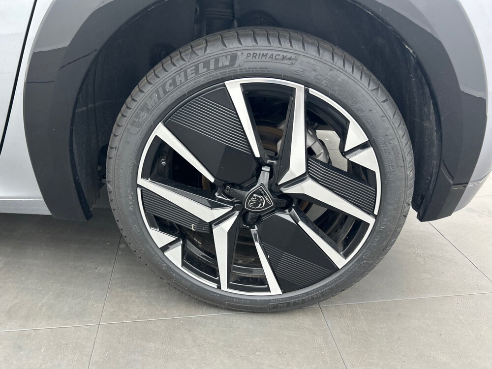 Occasion PEUGEOT 208 208 Hybrid 110 e-DCS6 - série spéciale Envy