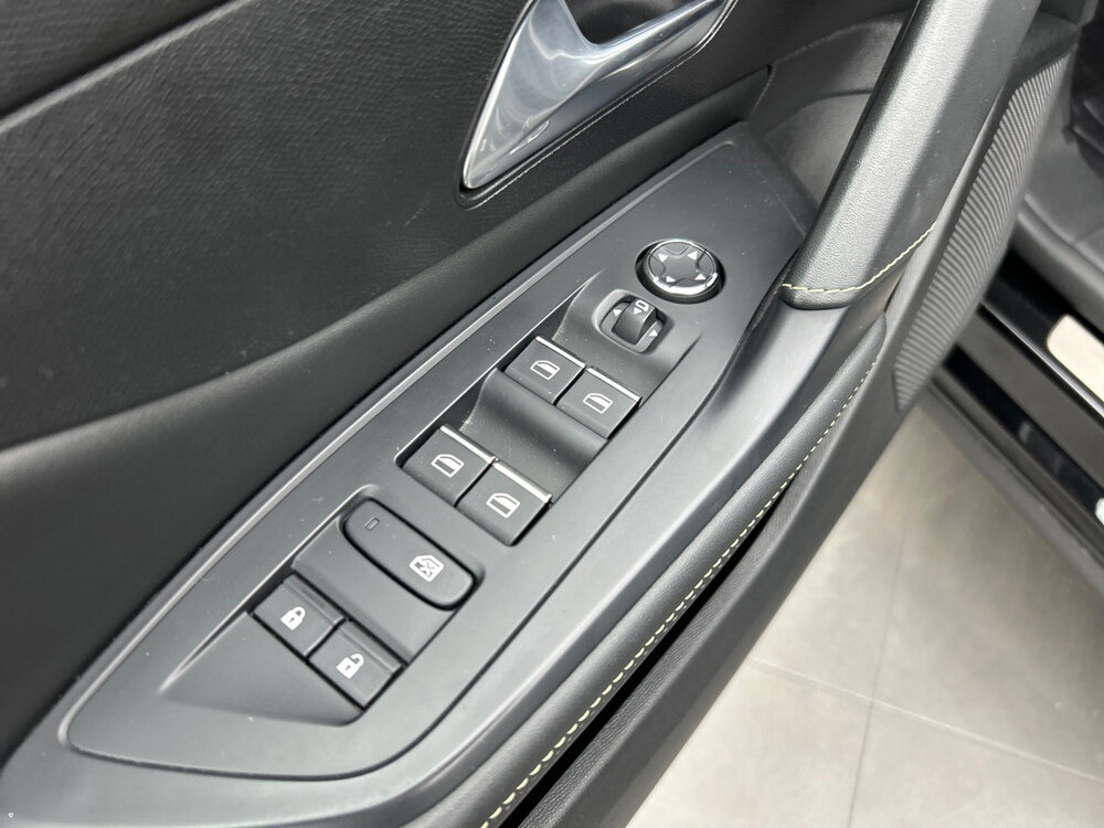 Occasion PEUGEOT 408 408 PureTech 130 ch S&S EAT8 - GT