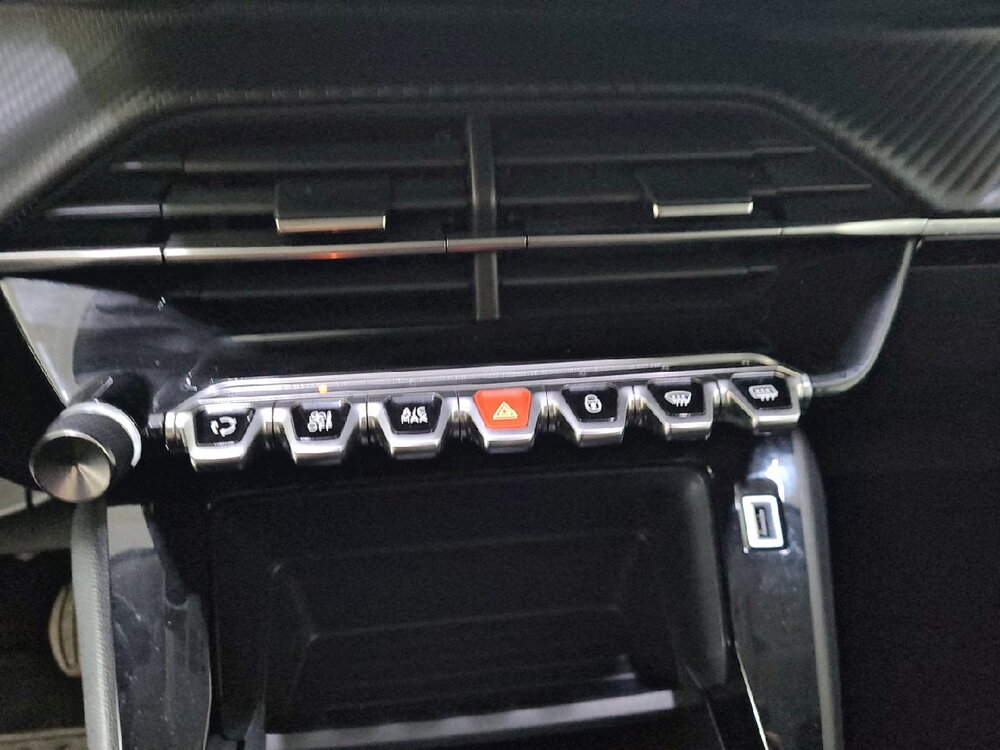 Occasion PEUGEOT 2008 2008 PureTech 100 S&S BVM6 - Active