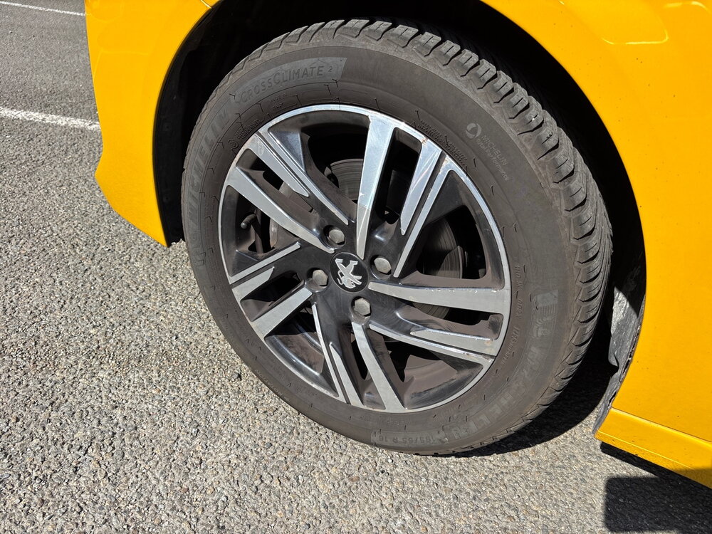 Occasion PEUGEOT 208 208 PureTech 100 S&S EAT8 - Allure Business