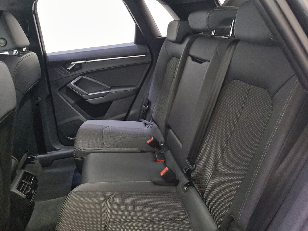 Occasion AUDI Q3 Q3 35 TDI 150 ch S tronic 7 - S line