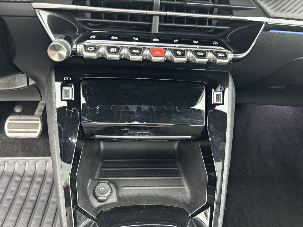 Occasion PEUGEOT 208 208 Electrique 50 kWh 136ch - GT