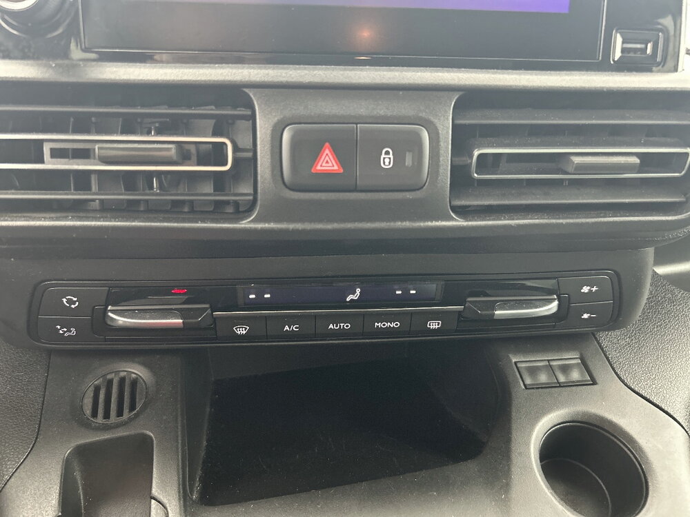 Occasion CITROEN Berlingo Berlingo Taille M BlueHDi 130 S&S BVM6 - Shine