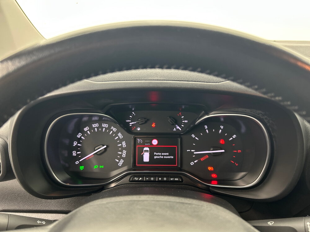 Occasion CITROEN Berlingo Berlingo Taille M BlueHDi 130 S&S BVM6 - Shine