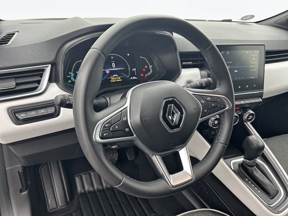 Occasion RENAULT Clio V Clio E-Tech full hybrid 145 - Techno