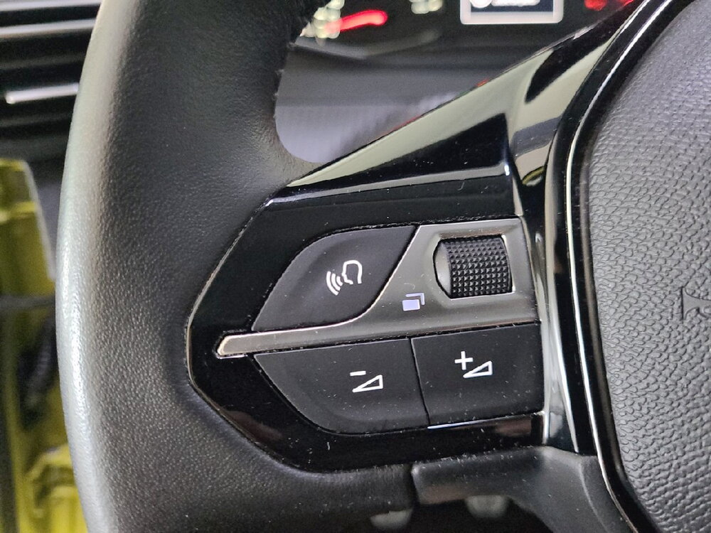 Occasion PEUGEOT 208 208 PureTech 100 S&S BVM6 - Active