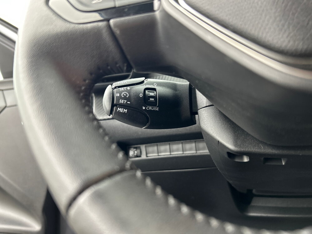 Occasion PEUGEOT 208 208 Hybrid 100 e-DCS6 - Allure