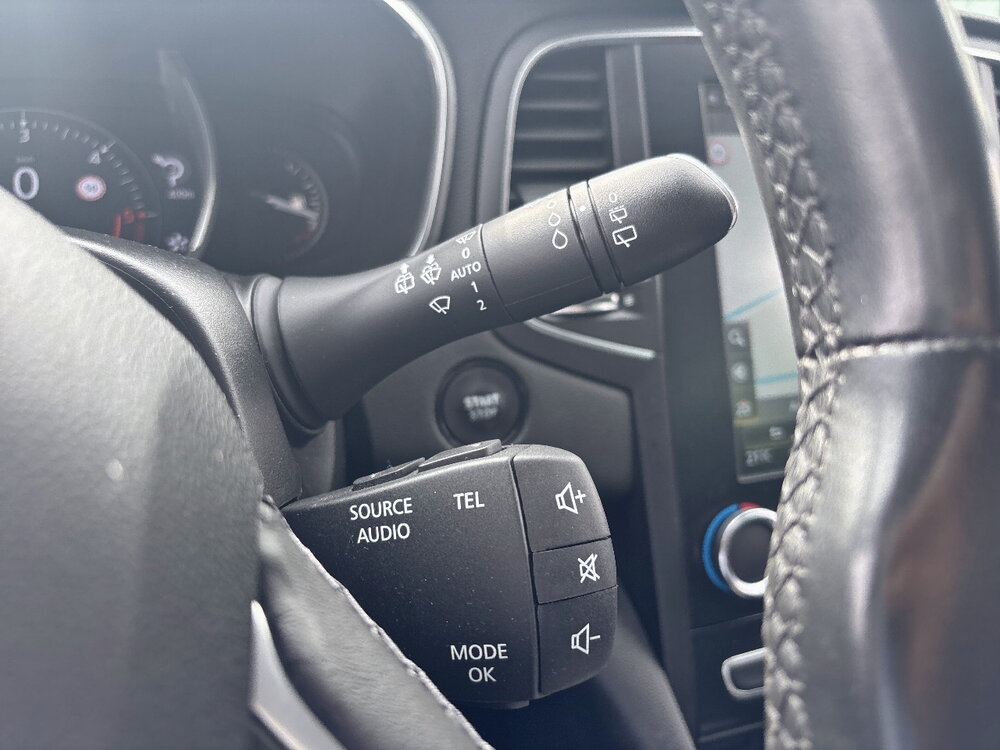 Occasion RENAULT Megane Mégane IV Estate Blue dCi 115 EDC - Intens