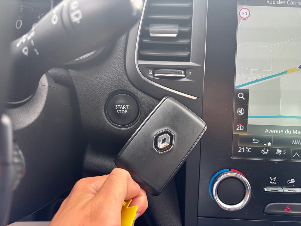 Occasion RENAULT Megane Mégane IV Estate Blue dCi 115 EDC - Intens
