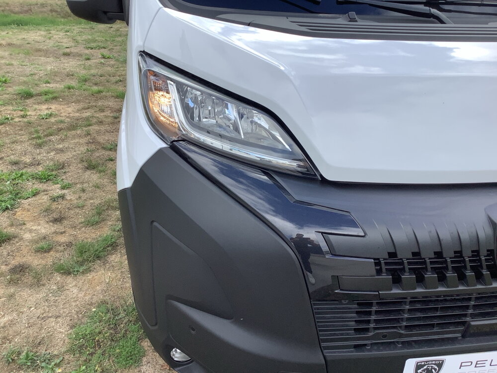 Occasion PEUGEOT Boxer BOXER FGN DIESEL 140 CH L2H2 3.5 T AUT. - ACTIVE