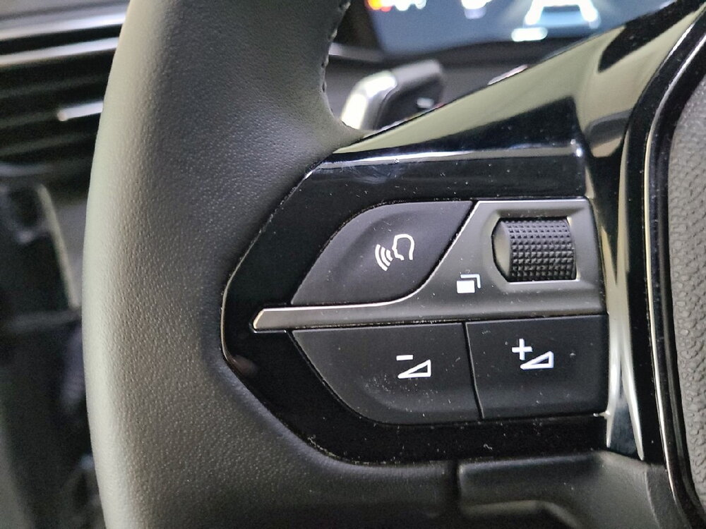 Occasion PEUGEOT 208 208 Hybrid 110 ch e-DCS6 - Allure