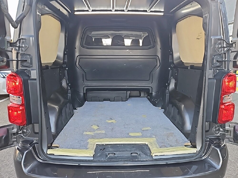 Occasion PEUGEOT Expert EXPERT CA STANDARD BLUEHDI 180 S&S EAT8 - FIXE ASPHALT