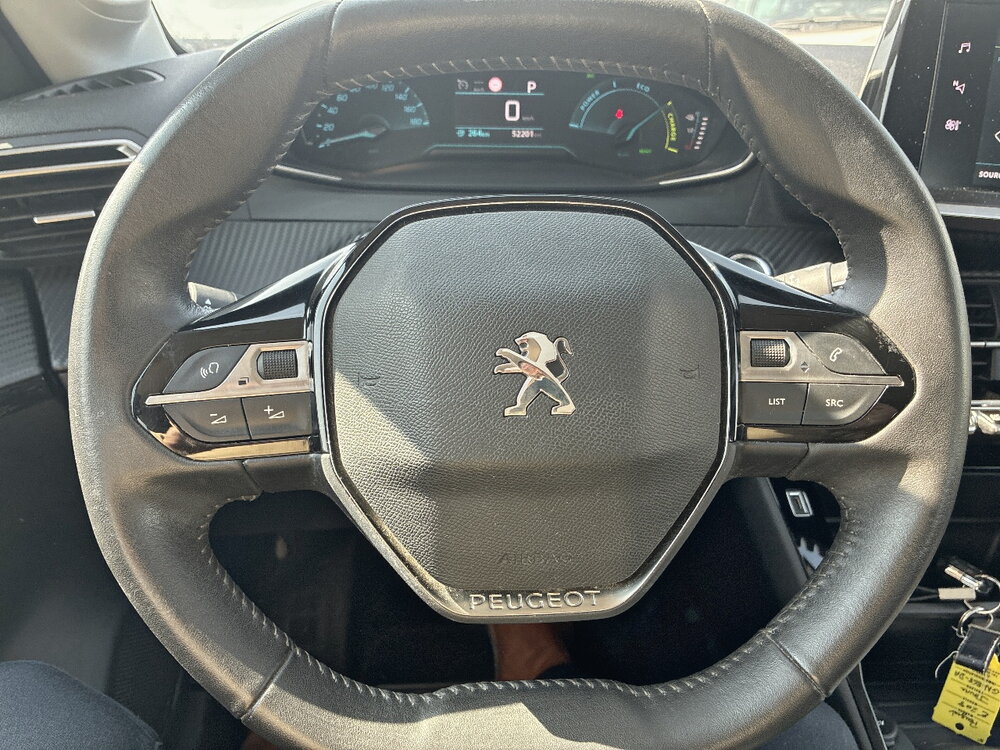 Occasion PEUGEOT 208 208 Electrique 50 kWh 136ch - Like
