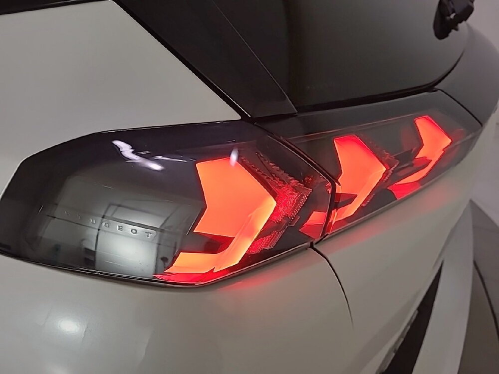 Occasion PEUGEOT 2008 2008 Electrique 136 ch - GT