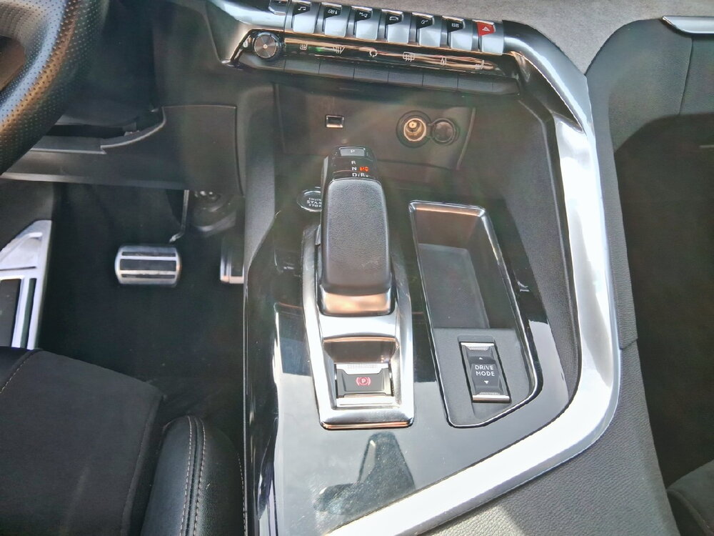Occasion PEUGEOT 3008 3008 Hybrid 225 e-EAT8 - GT Pack