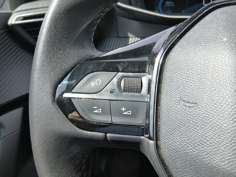 Occasion PEUGEOT 2008 2008 Electrique 136 ch - Allure Pack