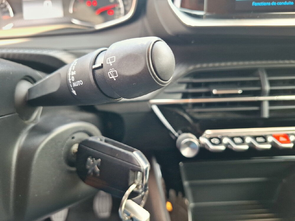 Occasion PEUGEOT 2008 2008 PureTech 100 S&S BVM6 - Style