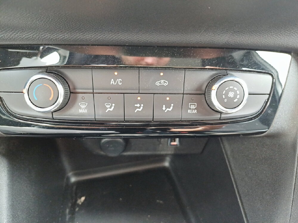 Occasion OPEL Corsa Corsa 1.2 Turbo 100 ch BVM6 - Edition
