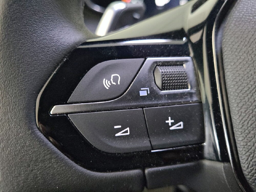 Occasion PEUGEOT 2008 2008 Hybrid 136 e-DCS6 - Allure