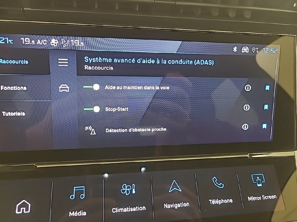 Occasion PEUGEOT 308 308 SW Hybrid 145 e-DCS6 - Allure