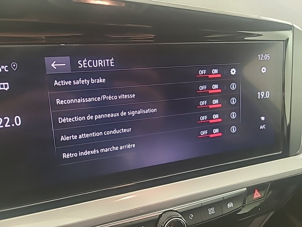 Occasion OPEL Grandland Grandland Hybrid 225 ch BVA8 - Ultimate
