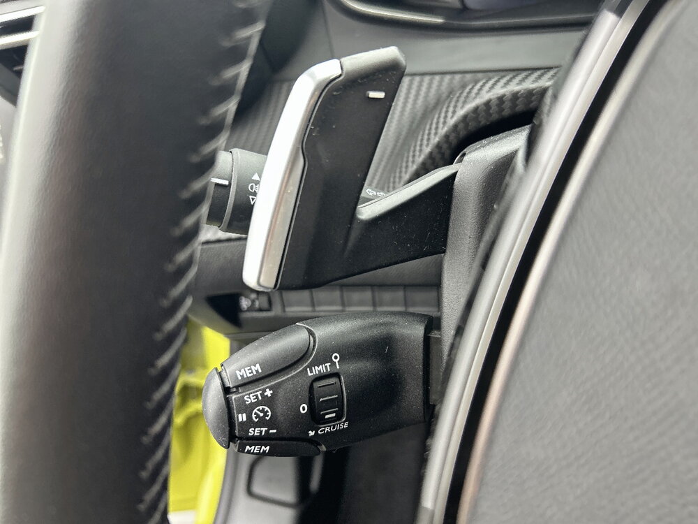 Occasion PEUGEOT 208 208 Hybrid 100 e-DCS6 - Allure