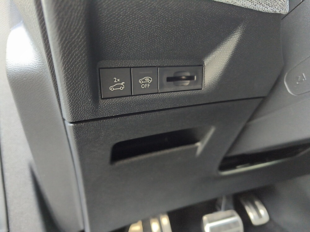 Occasion PEUGEOT 3008 3008 Hybrid 145 e-DCS6 - GT Exclusive