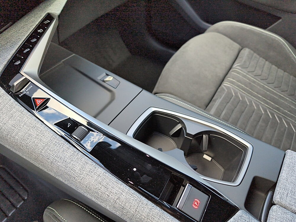 Occasion PEUGEOT 3008 3008 Hybrid 145 e-DCS6 - GT Exclusive