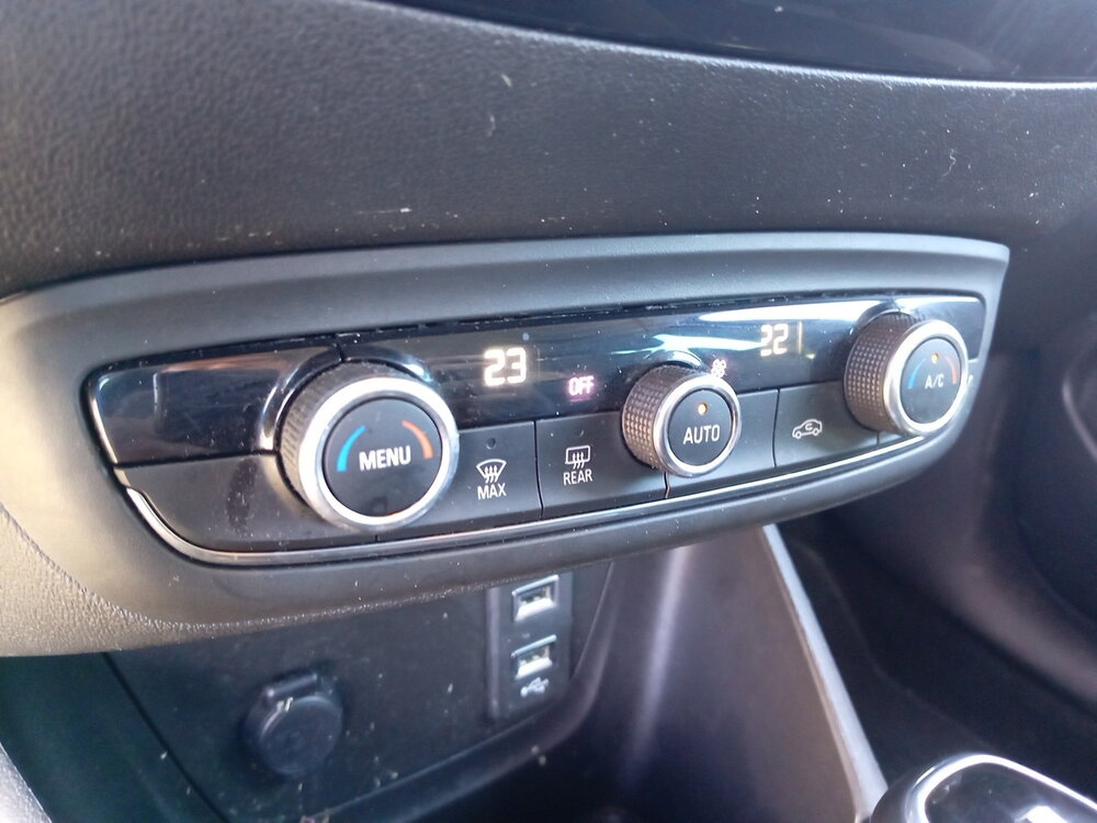 Occasion OPEL Crossland X Crossland X 1.2 Turbo 110 ch BVA6 - Design 120 ans