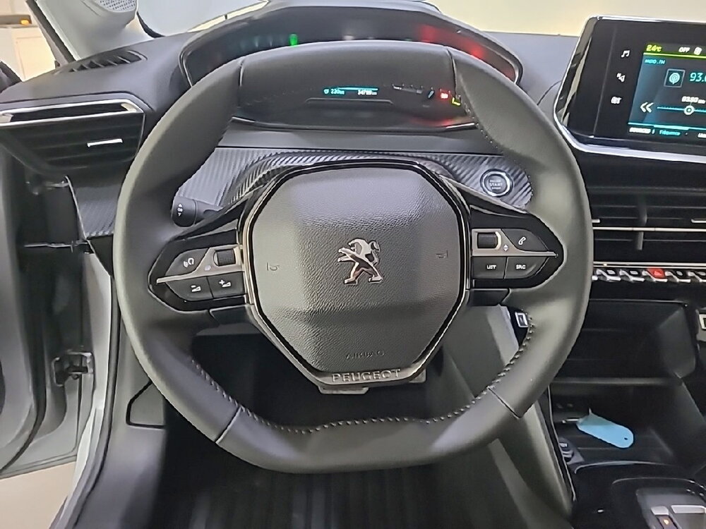 Occasion PEUGEOT 208 208 Electrique 50 kWh 136ch - Like