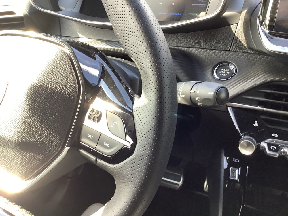Occasion PEUGEOT 2008 2008 Hybrid 145 ch e-DCS6 - GT Exclusive