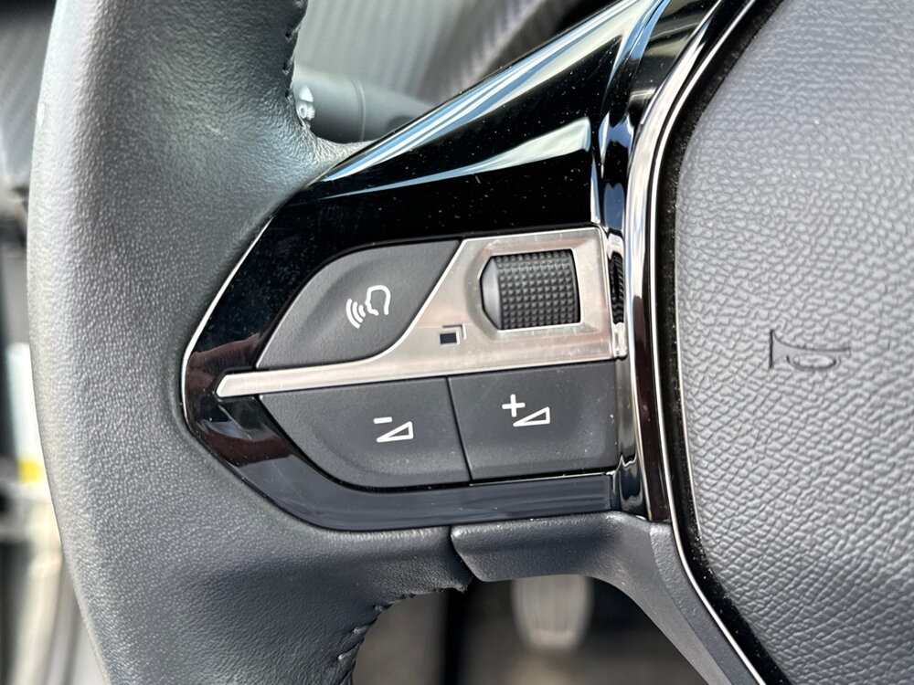 Occasion PEUGEOT 2008 2008 PureTech 100 S&S BVM6 - Active