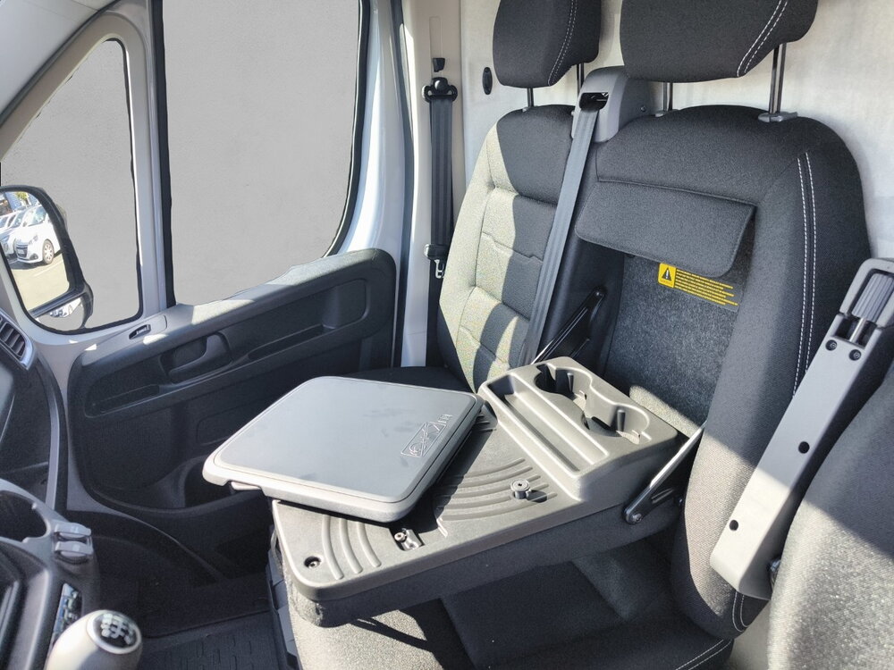 Occasion PEUGEOT Boxer BOXER FGN DIESEL 140 CH L2H2 3.3 T MANUELLE - ACTIVE