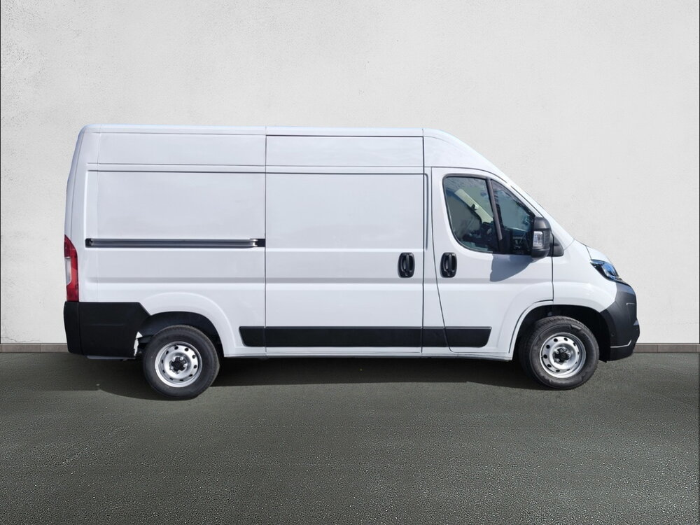 Occasion PEUGEOT Boxer BOXER FGN DIESEL 140 CH L2H2 3.3 T MANUELLE - ACTIVE