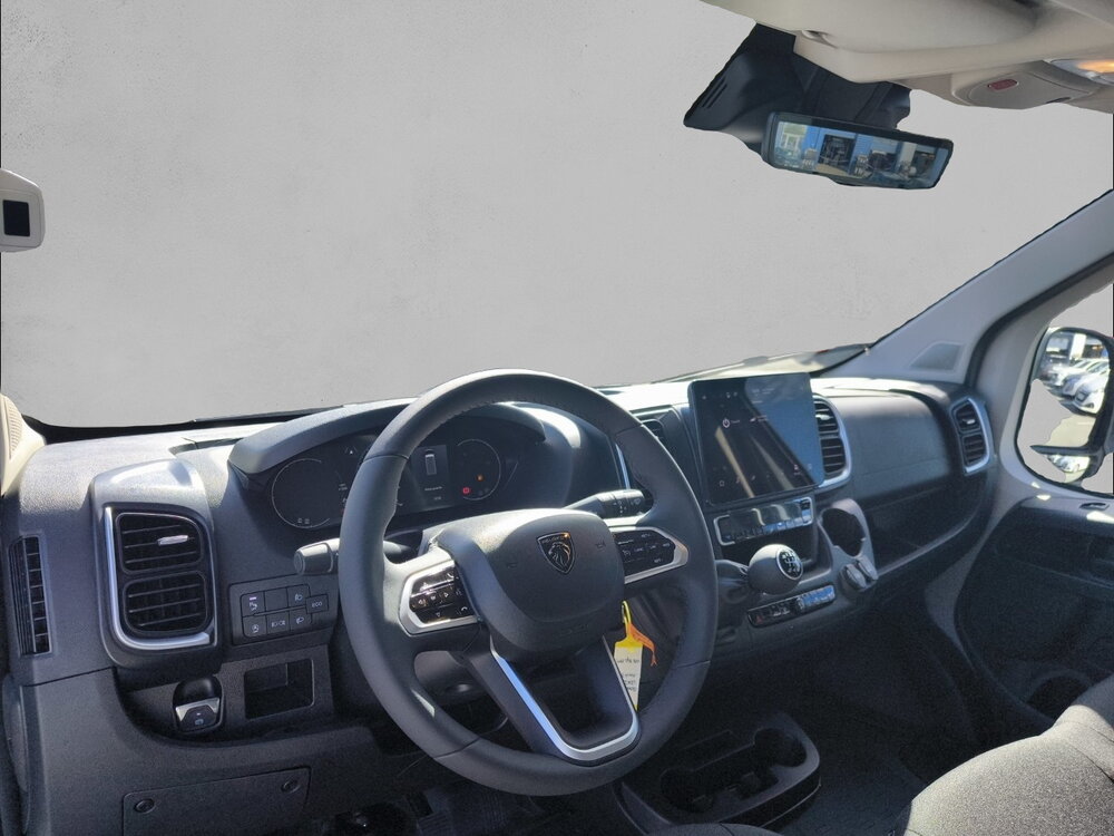 Occasion PEUGEOT Boxer BOXER FGN DIESEL 140 CH L2H2 3.3 T MANUELLE - ACTIVE