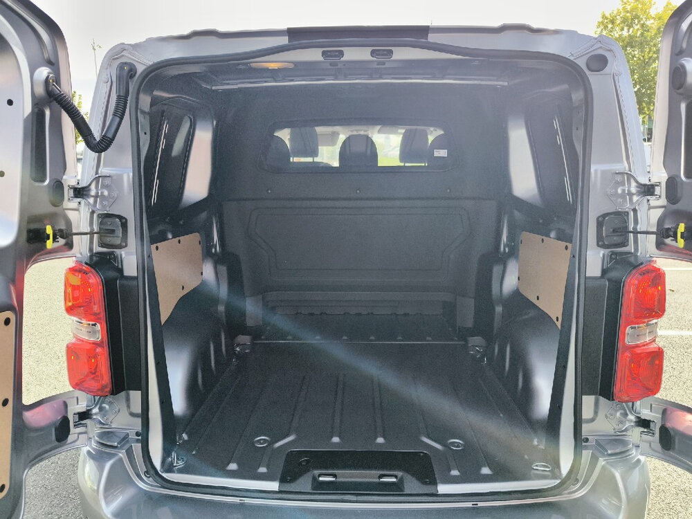 Occasion PEUGEOT Expert EXPERT CA FIXE M DIESEL 150 CH AUTOMATIQUE